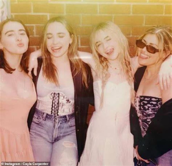Carpenter Sisters r/SabrinaCarpenter