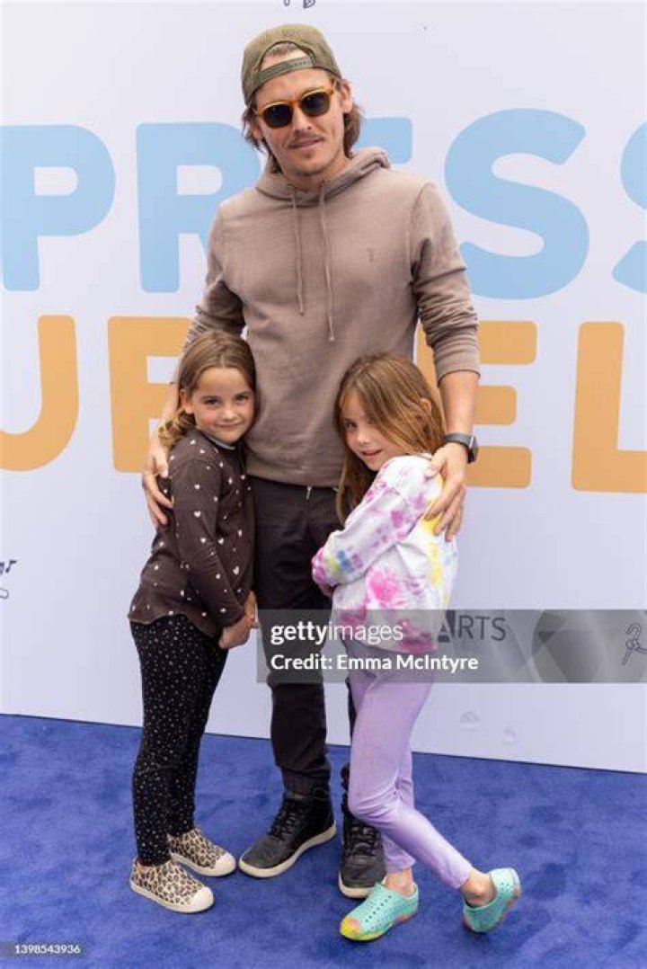 Kevin Zegers, Blake Everleigh Zegers and Zoe Madison Zegers attend