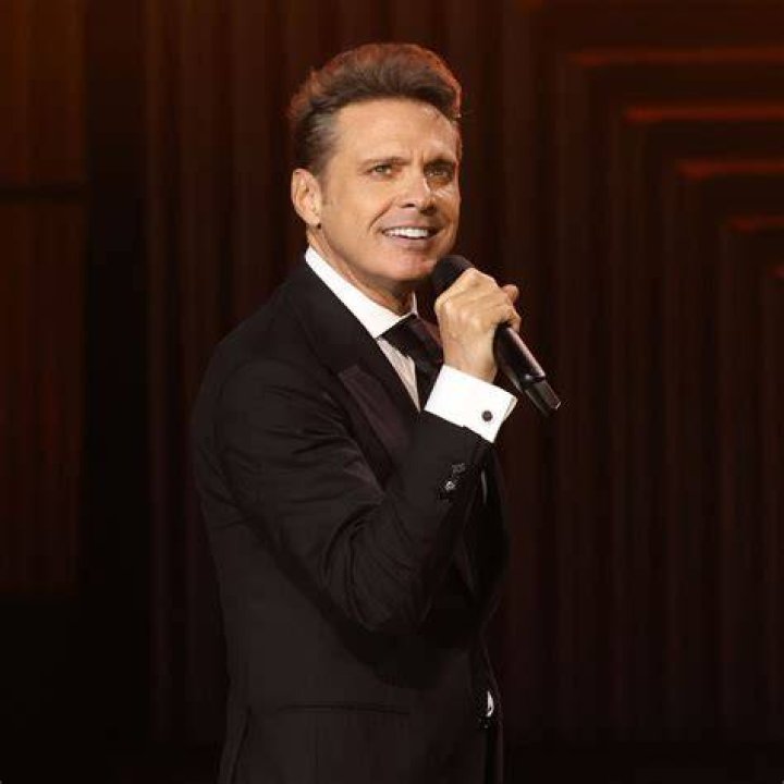 Luis Miguel's Kids & Their Relationship with Him through the Years